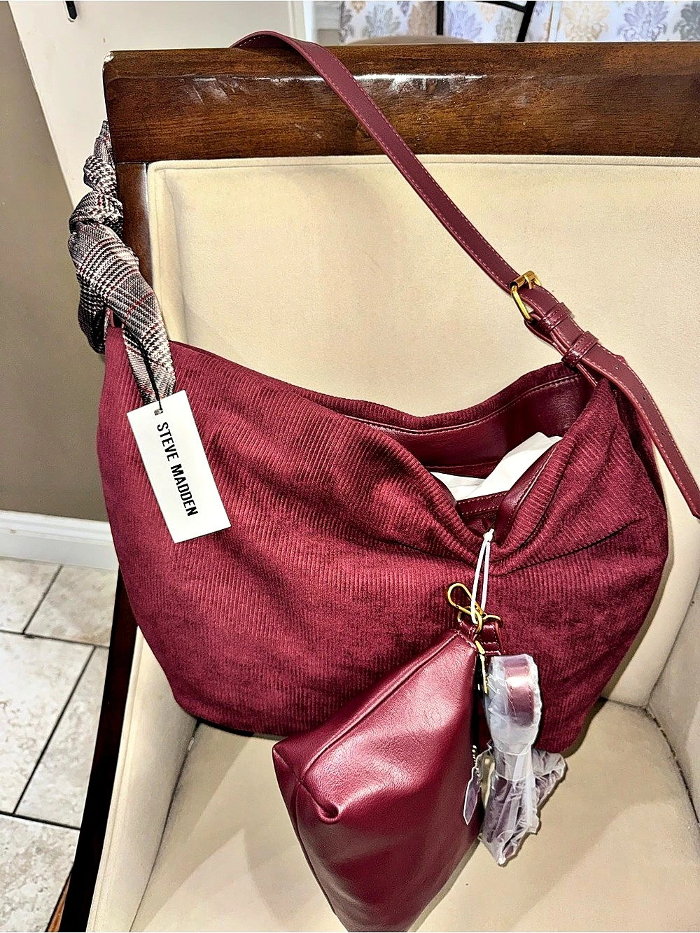 Steve Madden Bixby Shoulder Bag in Burgundy NWT